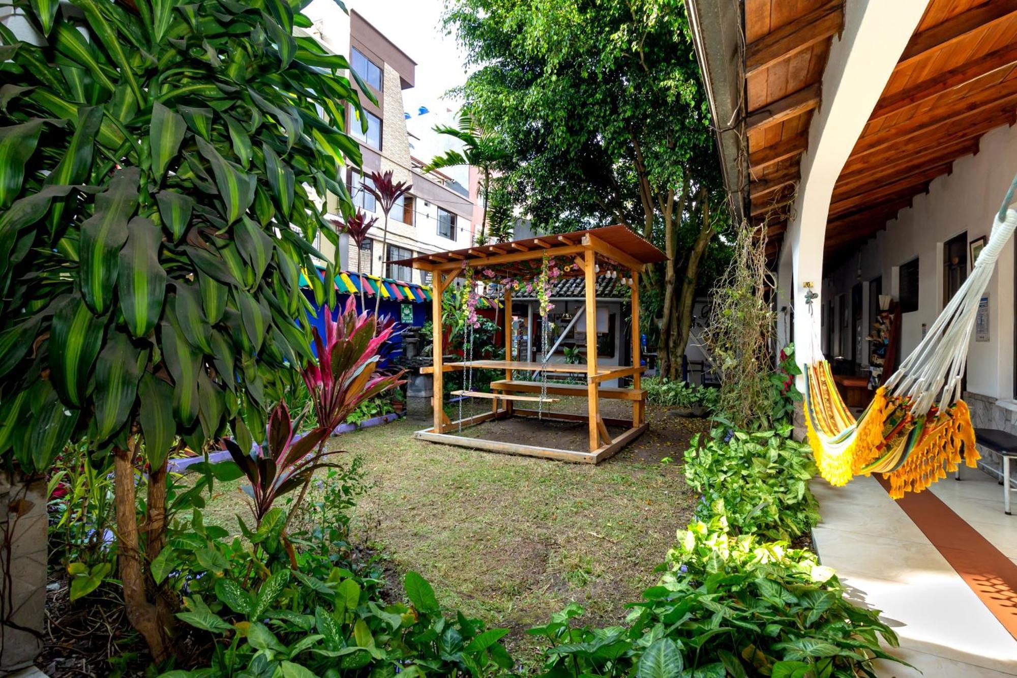 Santa Cruz Backpackers Hostal Baños Eksteriør billede