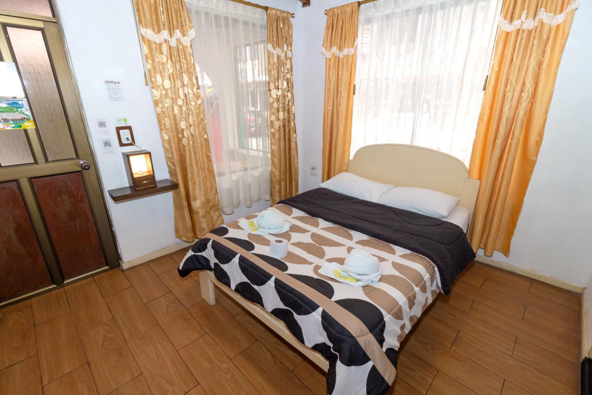 Santa Cruz Backpackers Hostal Baños Eksteriør billede