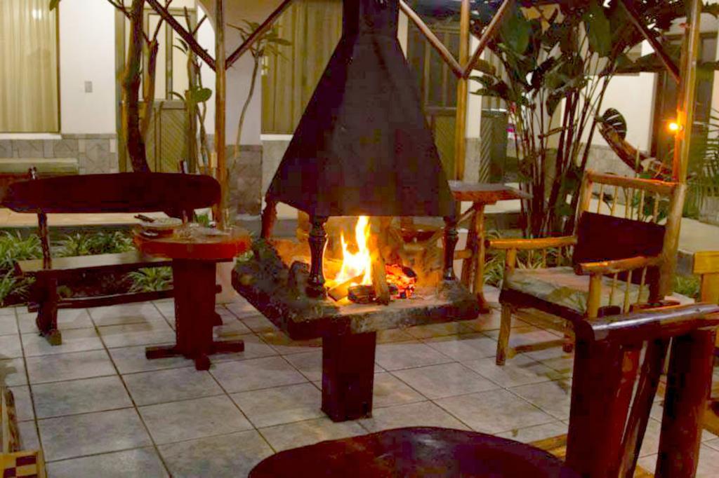 Santa Cruz Backpackers Hostal Baños Eksteriør billede